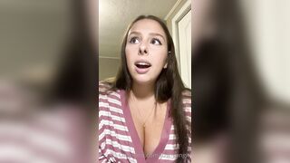 Just-wingit (Hailey aka Wing) OnlyFans Leaks HIGHLIGHT College Student Exploring her Sexuality 1
