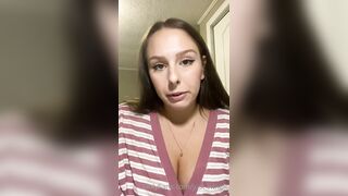 Just-wingit (Hailey aka Wing) OnlyFans Leaks HIGHLIGHT College Student Exploring her Sexuality 9