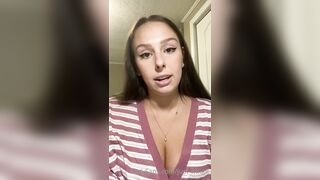 Just-wingit (Hailey aka Wing) OnlyFans Leaks HIGHLIGHT College Student Exploring her Sexuality 9