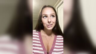 Just-wingit (Hailey aka Wing) OnlyFans Leaks HIGHLIGHT College Student Exploring her Sexuality 4