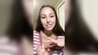 Just-wingit (Hailey aka Wing) OnlyFans Leaks HIGHLIGHT College Student Exploring her Sexuality 4