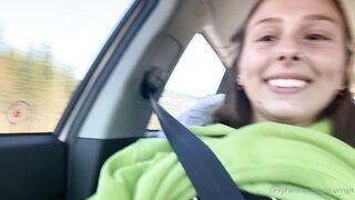 Just-wingit (Hailey aka Wing) OnlyFans Leaks College Student Exploring her Sexuality 13