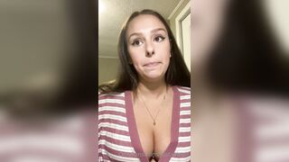 Just-wingit (Hailey aka Wing) OnlyFans Leaks HIGHLIGHT College Student Exploring her Sexuality 5