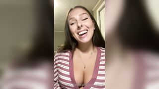 Just-wingit (Hailey aka Wing) OnlyFans Leaks HIGHLIGHT College Student Exploring her Sexuality 5