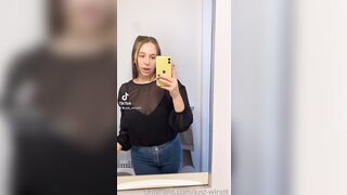 Just-wingit (Hailey aka Wing) OnlyFans Leaks College Student Exploring her Sexuality 160