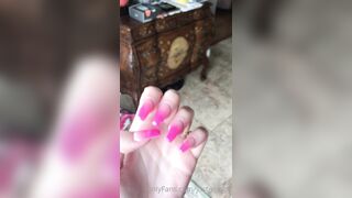 Just-wingit (Hailey aka Wing) OnlyFans Leaks College Student Exploring her Sexuality 229