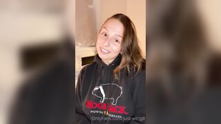 Just-wingit (Hailey aka Wing) OnlyFans Leaks College Student Exploring her Sexuality 12