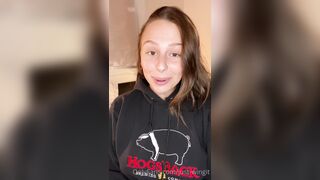 Just-wingit (Hailey aka Wing) OnlyFans Leaks College Student Exploring her Sexuality 12