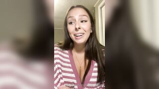 Just-wingit (Hailey aka Wing) OnlyFans Leaks HIGHLIGHT College Student Exploring her Sexuality 10