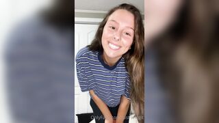 Just-wingit (Hailey aka Wing) OnlyFans Leaks College Student Exploring her Sexuality 21