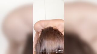 Just-wingit (Hailey aka Wing) OnlyFans Leaks College Student Exploring her Sexuality 173