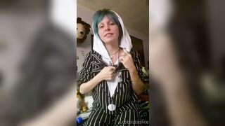 Lostpizzaslicez (Kay) OnlyFans Suicide Girl is a Cat Mom and a Psych Major 25