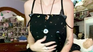 Lostpizzaslicez (Kay) OnlyFans Suicide Girl is a Cat Mom and a Psych Major 59