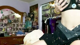 Lostpizzaslicez (Kay) OnlyFans Suicide Girl is a Cat Mom and a Psych Major 59