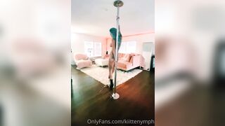 Kiittenymph (Lex) OnlyFans Leaks Big Tiddy Waifu + Butt Stuffer 211