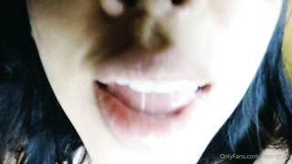 Kissinghigh (Kissing High) OnlyFans Leaks Sexy Ebony tips for good luck  40