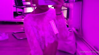 Lisazayana (Lisa) OnlyFans Leaks faceless 18yo loves to make ppl cum 54