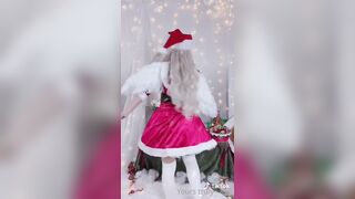 Amaimaiofficial (Mai) OnlyFans Leaks Smol Erotic Cosplayers with Big Perv 44