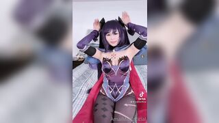 Amaimaiofficial (Mai) OnlyFans Leaks Smol Erotic Cosplayers with Big Perv 360