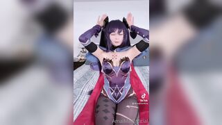 Amaimaiofficial (Mai) OnlyFans Leaks Smol Erotic Cosplayers with Big Perv 360