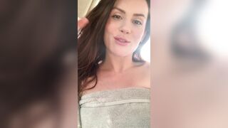 Charlieerose3 (Ex British Cop) OnlyFans Leaks turned into MILF 384