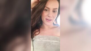 Charlieerose3 (Ex British Cop) OnlyFans Leaks turned into MILF 384