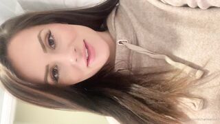 Charlieerose3 (Ex British Cop) OnlyFans Leaks turned into MILF 426