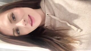 Charlieerose3 (Ex British Cop) OnlyFans Leaks turned into MILF 426