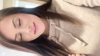 Charlieerose3 (Ex British Cop) OnlyFans Leaks turned into MILF 426