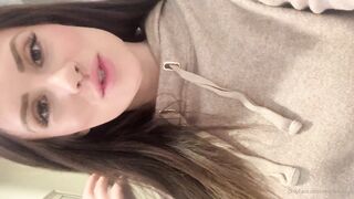 Charlieerose3 (Ex British Cop) OnlyFans Leaks turned into MILF 426