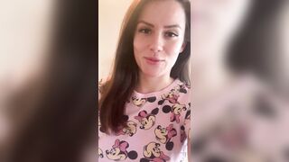 Charlieerose3 (Ex British Cop) OnlyFans Leaks turned into MILF 511