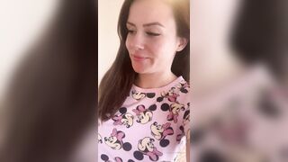 Charlieerose3 (Ex British Cop) OnlyFans Leaks turned into MILF 511