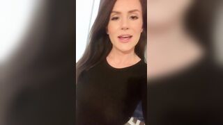 Charlieerose3 (Ex British Cop) OnlyFans Leaks turned into MILF 537