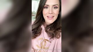 Charlieerose3 (Ex British Cop) OnlyFans Leaks turned into MILF 679