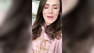 Charlieerose3 (Ex British Cop) OnlyFans Leaks turned into MILF 679