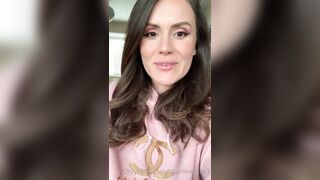 Charlieerose3 (Ex British Cop) OnlyFans Leaks turned into MILF 679