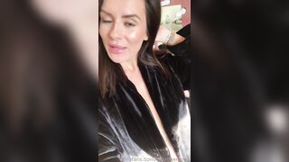 Charlieerose3 (Ex British Cop) OnlyFans Leaks turned into MILF 58