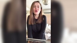 Charlieerose3 (Ex British Cop) OnlyFans Leaks turned into MILF 200