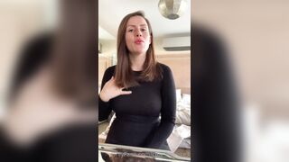 Charlieerose3 (Ex British Cop) OnlyFans Leaks turned into MILF 200