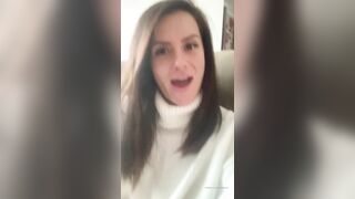 Charlieerose3 (Ex British Cop) OnlyFans Leaks turned into MILF 530