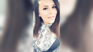 Charlieerose3 (Ex British Cop) OnlyFans Leaks turned into MILF 44