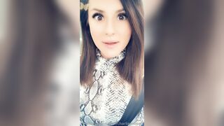 Charlieerose3 (Ex British Cop) OnlyFans Leaks turned into MILF 44