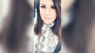 Charlieerose3 (Ex British Cop) OnlyFans Leaks turned into MILF 44