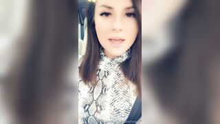 Charlieerose3 (Ex British Cop) OnlyFans Leaks turned into MILF 44