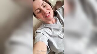 Charlieerose3 (Ex British Cop) OnlyFans Leaks turned into MILF 676