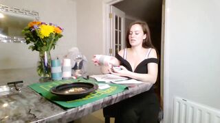 Charlieerose3 (Ex British Cop) OnlyFans Leaks turned into MILF 657