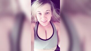 Jocibaker (Jocelyn Baker) OnlyFans Leaks 36DDDs Typical Mom Next Door 352