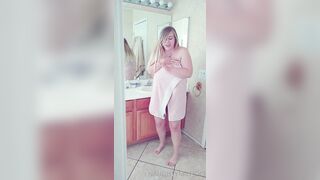 Jocibaker (Jocelyn Baker) OnlyFans Leaks 36DDDs Typical Mom Next Door 377