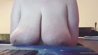 Jocibaker (Jocelyn Baker) OnlyFans Leaks 36DDDs Typical Mom Next Door 267