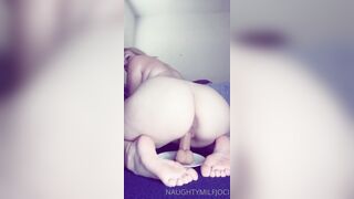 Jocibaker (Jocelyn Baker) OnlyFans Leaks 36DDDs Typical Mom Next Door 311